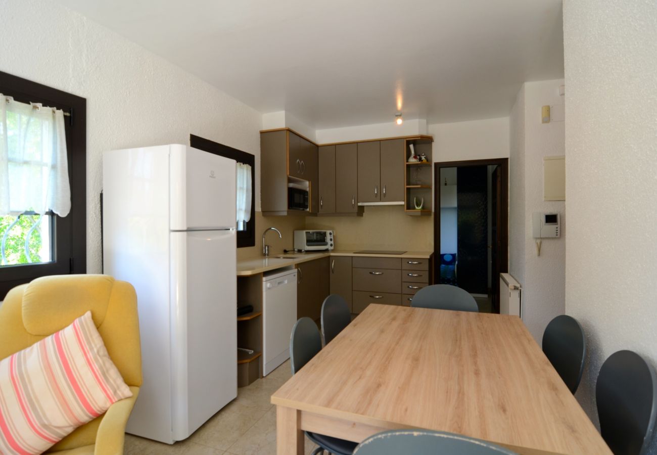 Apartment in Estartit - VOLENDAM 18