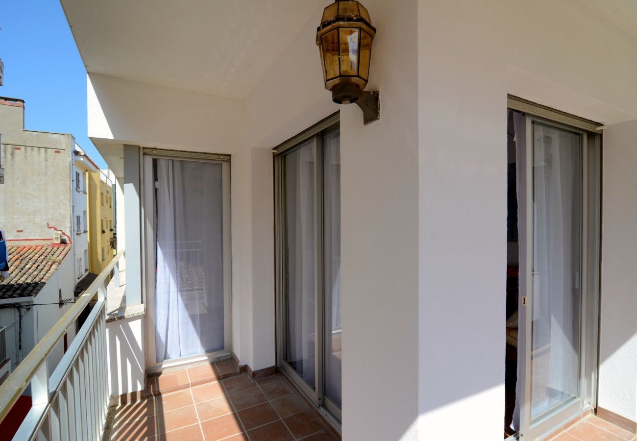 Apartment in L'Escala - PUIG SUREDA 13 2-B