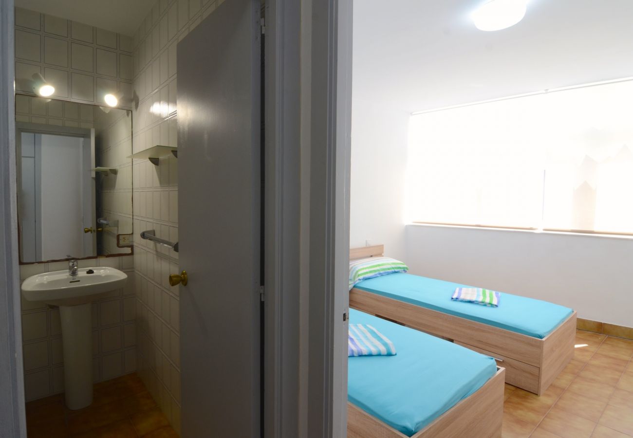 Apartment in Estartit - ILLES ATIC 105