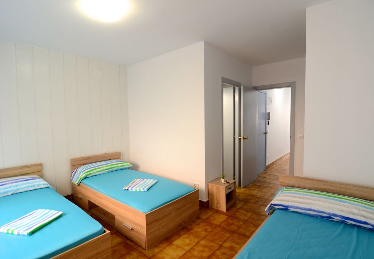 Apartment in Estartit - ILLES ATIC 105