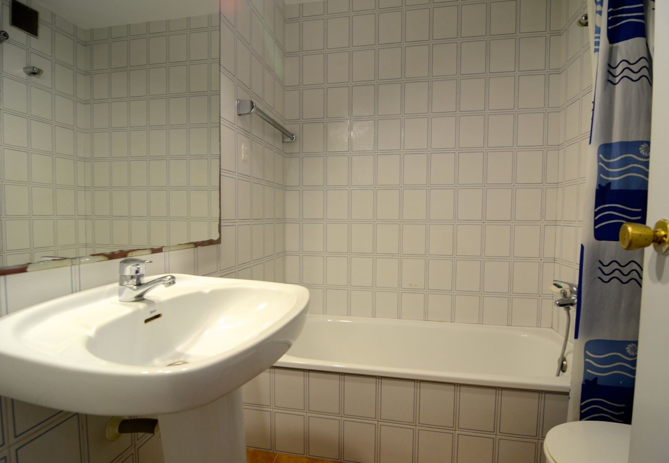 Apartment in Estartit - ILLES ATIC 105