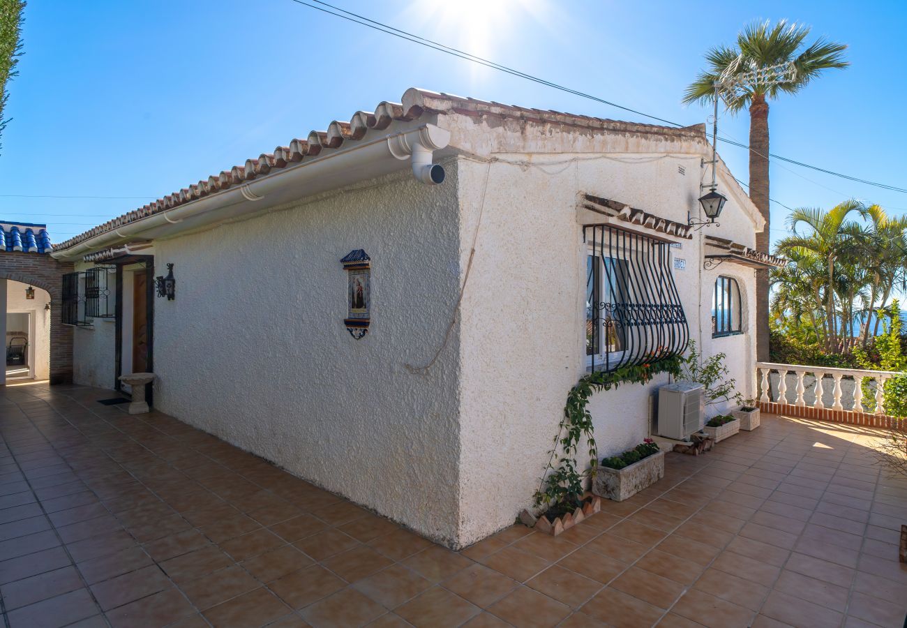 Villa in Nerja - Villa Isabel Private Pool Casasol