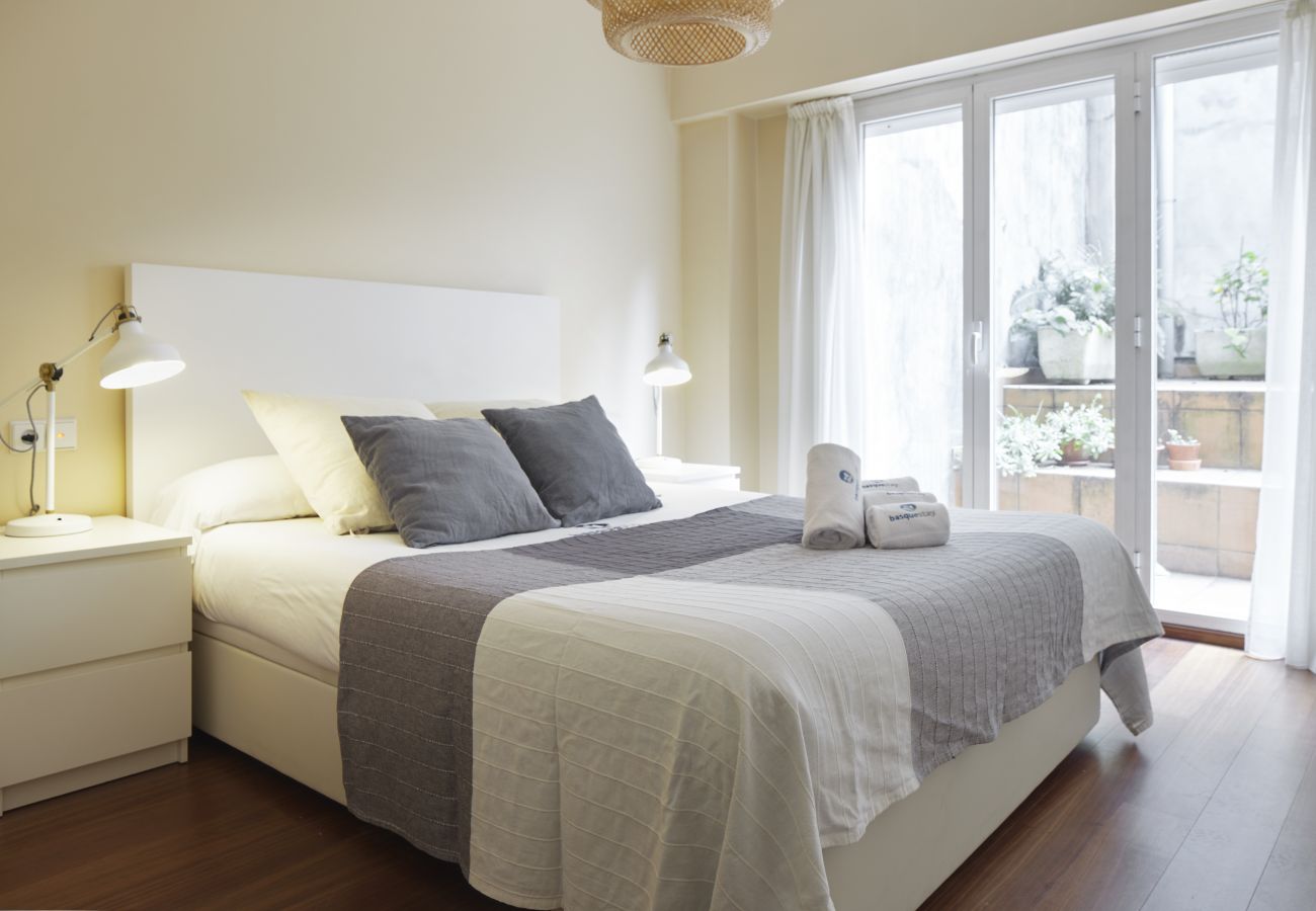 Apartment in San Sebastián - ORTZIMUGA - Basque Stay