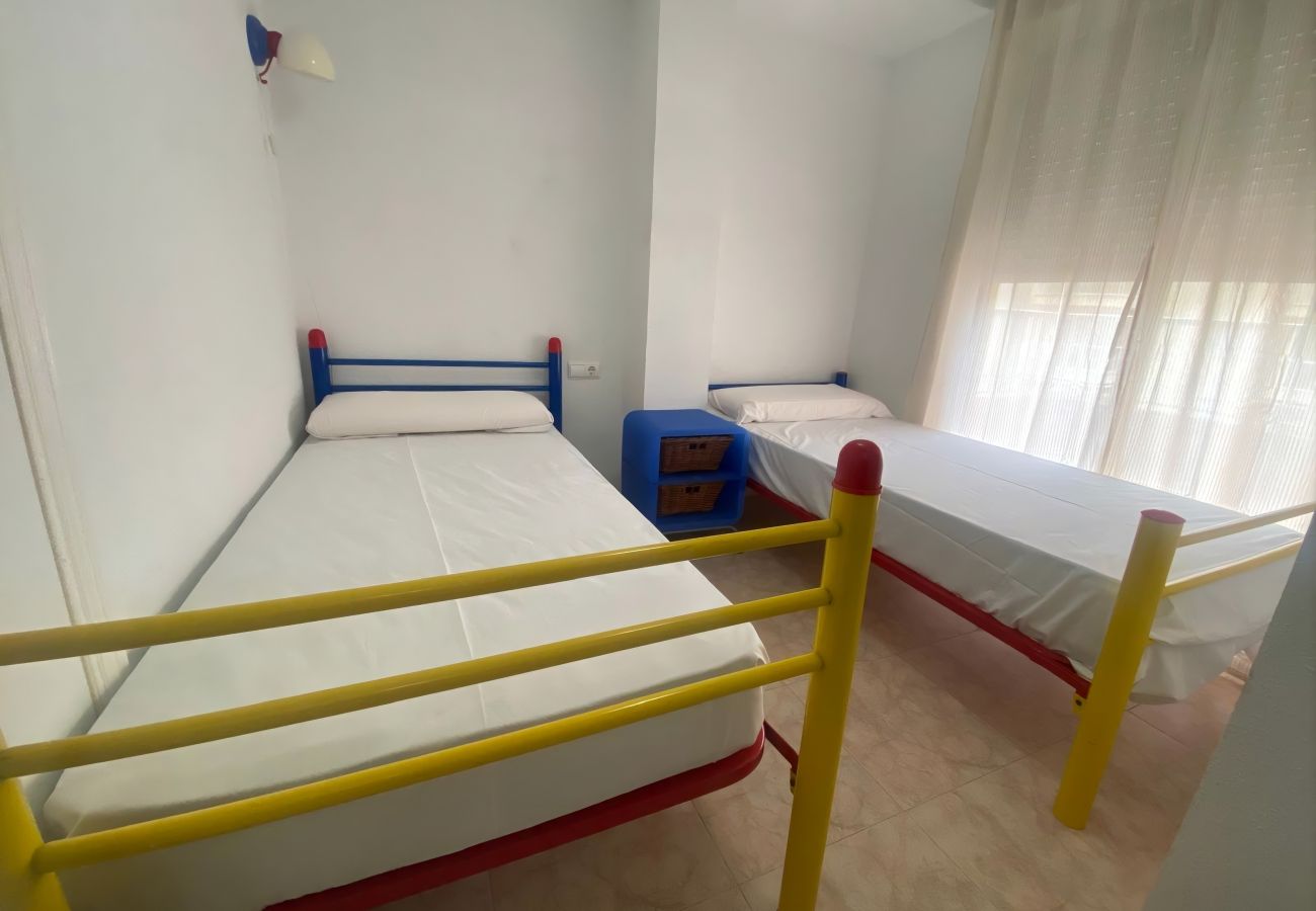 Apartment in Playa Xeraco - 4.Parquemar III-IV bl.I esc.B 4º pta.8