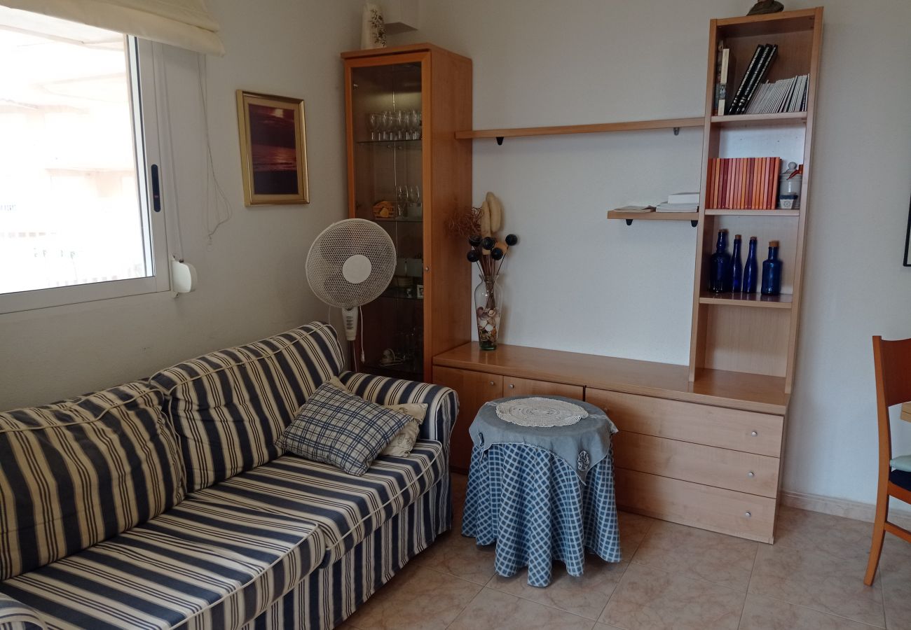 Apartment in Playa Xeraco - 4.Parquemar III-IV bl.I esc.C 4º pta.8