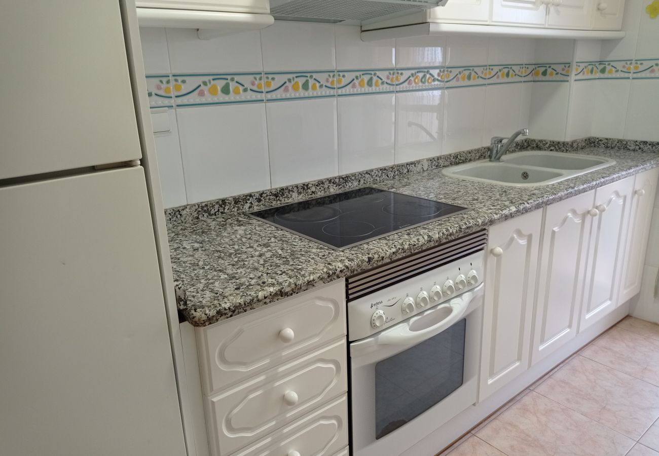 Apartment in Playa Xeraco - 4.Parquemar III-IV bl.I esc.C 4º pta.8