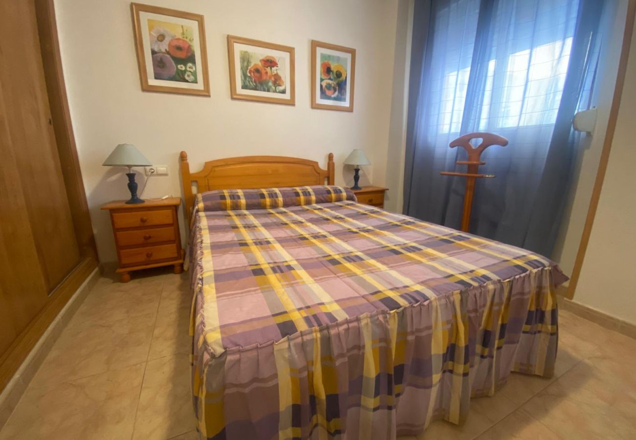 Apartment in Playa Xeraco - 4.Parquemar III-IV bl.I esc.C 1º pta.1