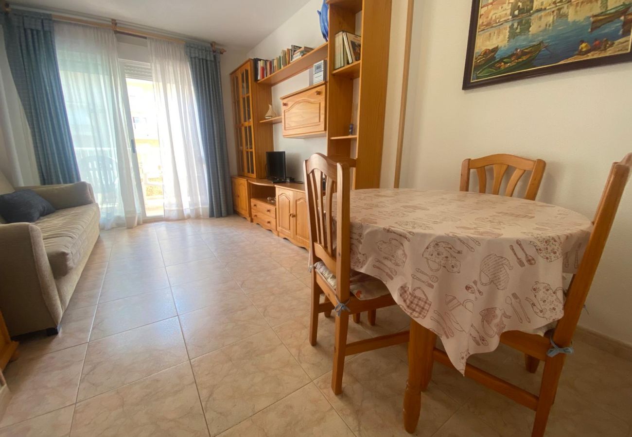 Apartment in Playa Xeraco - 4.Parquemar III-IV bl.I esc.C 1º pta.1