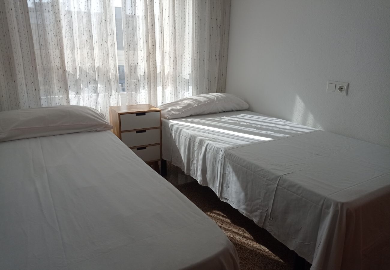 Apartment in Playa Xeraco - 4.Las Olas bl.I 4ºC (pta.15)