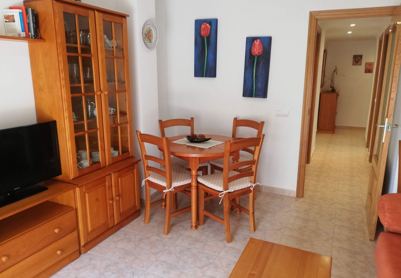 Apartment in Playa Xeraco - 4.Parquemar III-IV bl.I esc.B 3º pta.6