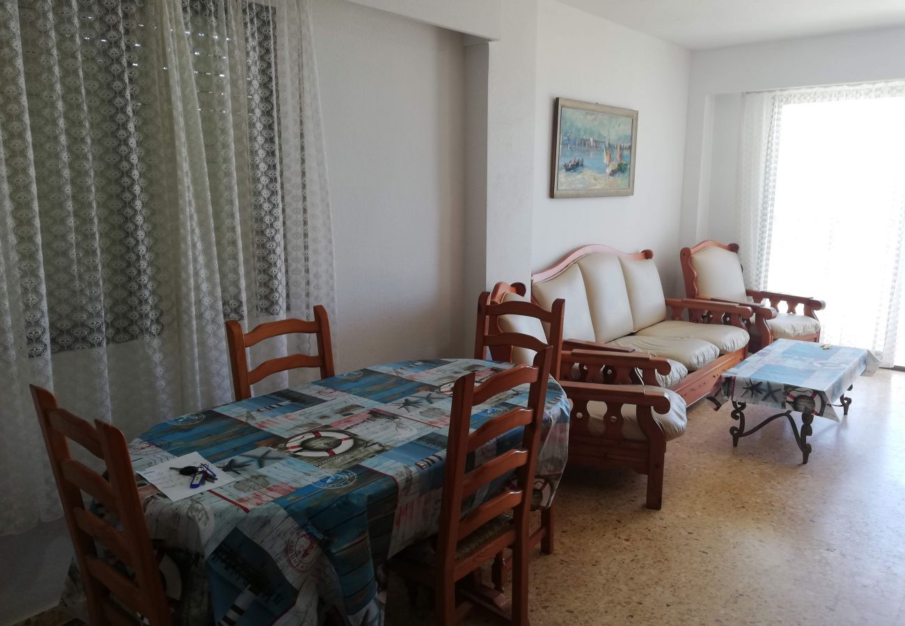Apartment in Playa Xeraco - 4.Xeracsol III esc.ext. 2º pta.2ª (Garaje 18)