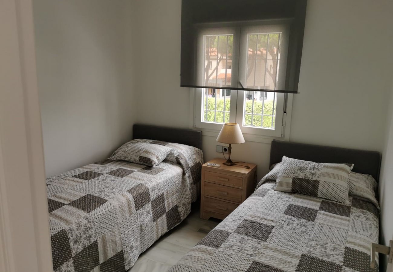 Apartment in Chiclana de la Frontera - R042 Laja Bermeja 2