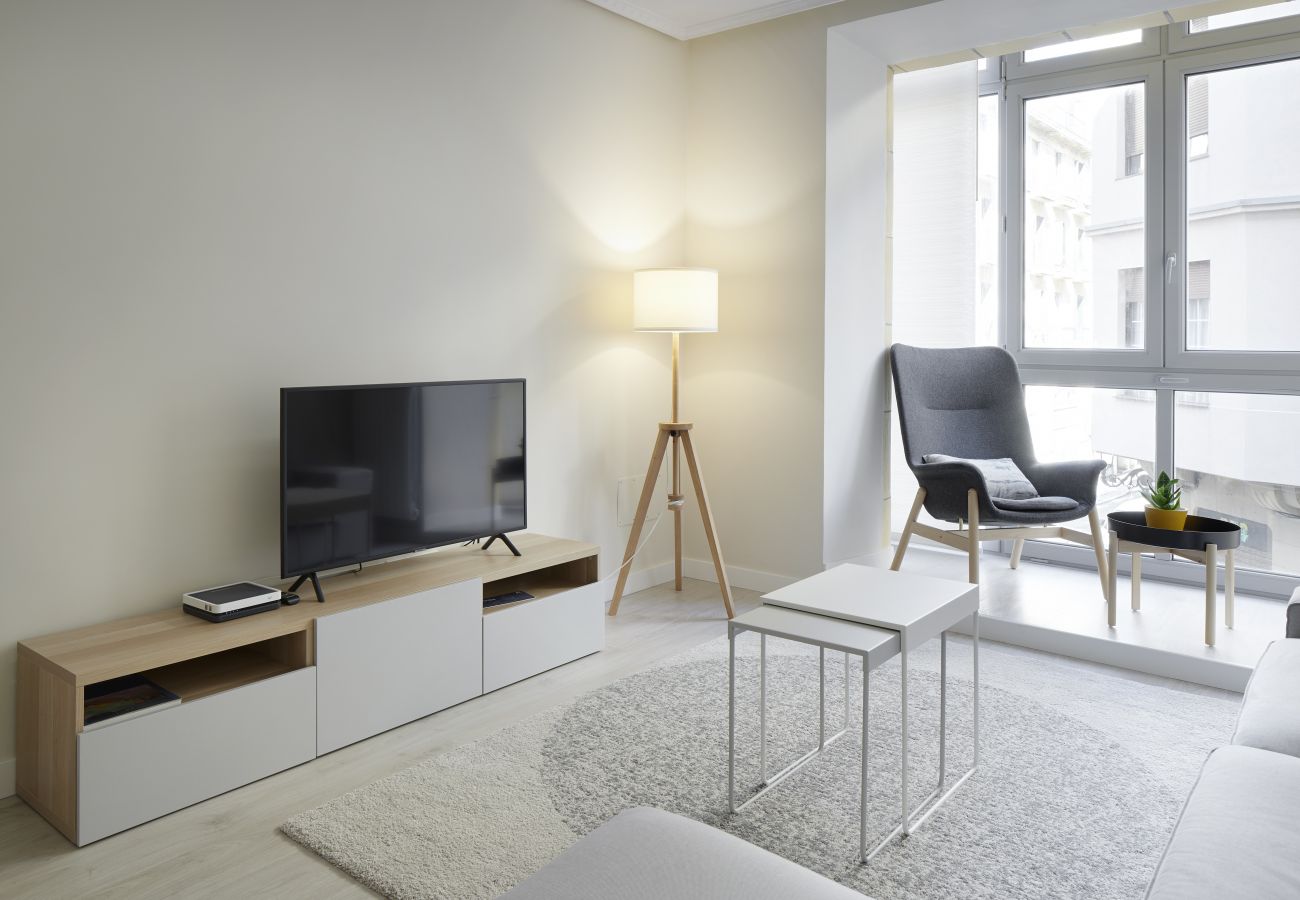 Apartment in front of the Bay of La Concha in San Sebastián