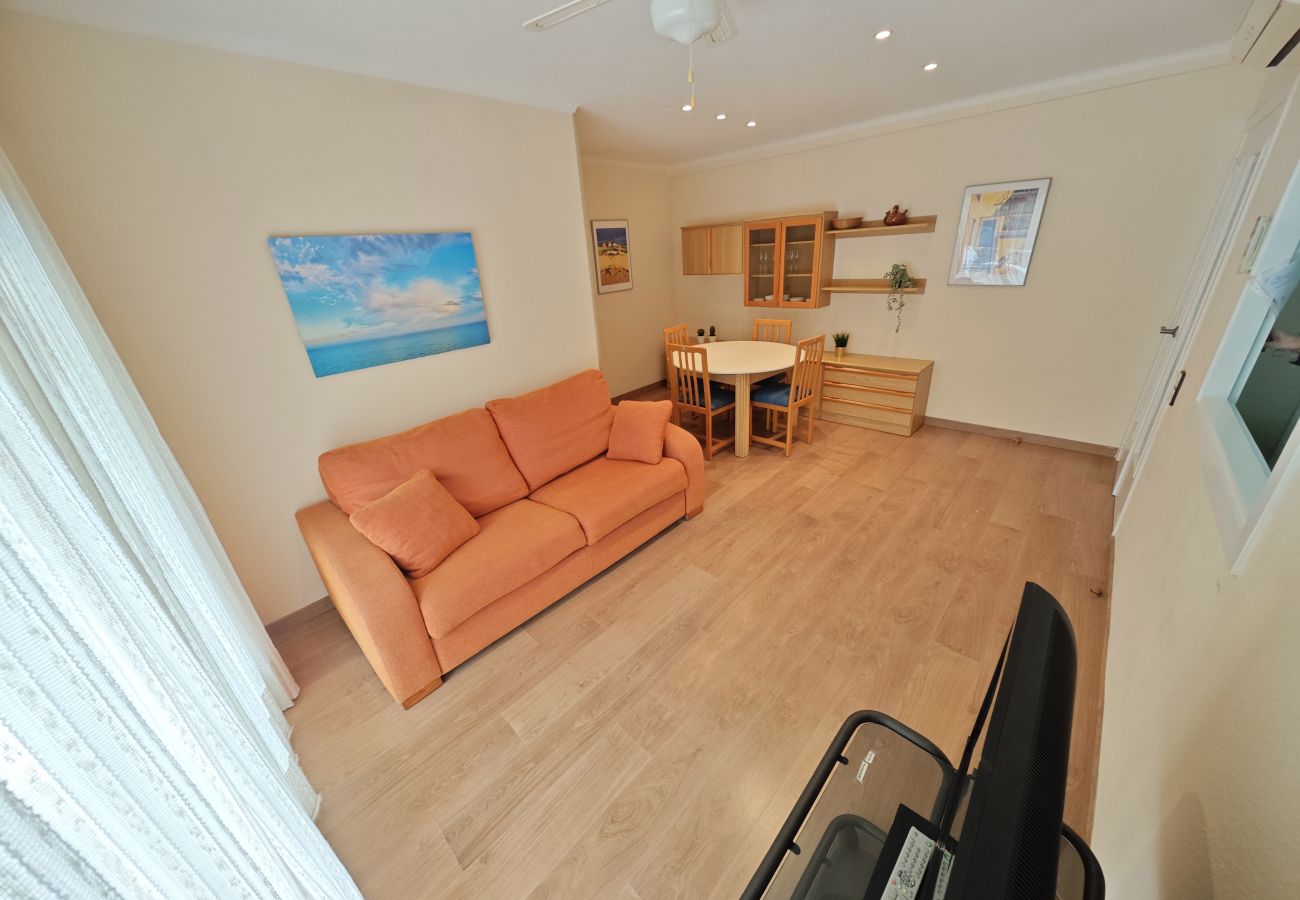 Apartment in Cambrils - PINS I MAR A 3 7