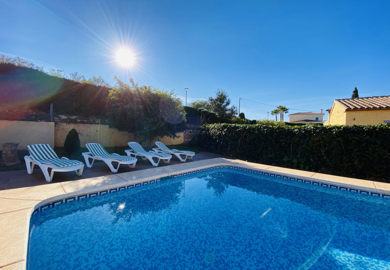 Villa in Calpe / Calp - AT075 VILLA MARISOL