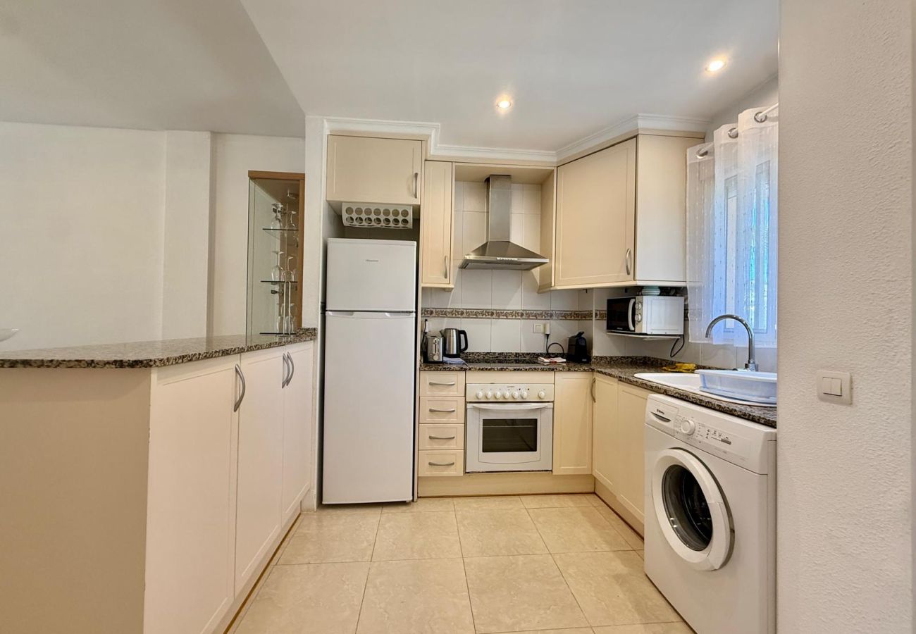 Apartment in Calpe / Calp - AT107 CASANOVA