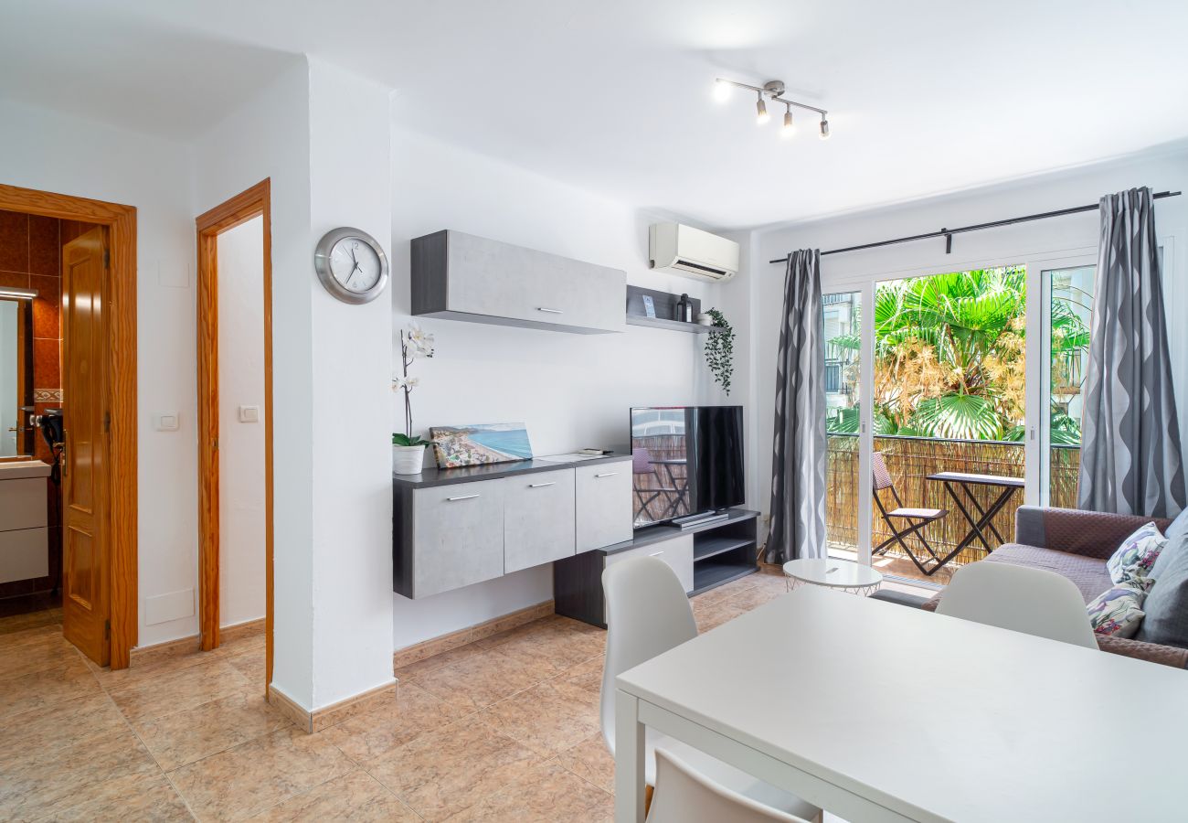 Apartment in Nerja - Apartmento Caribe Centro by Casasol