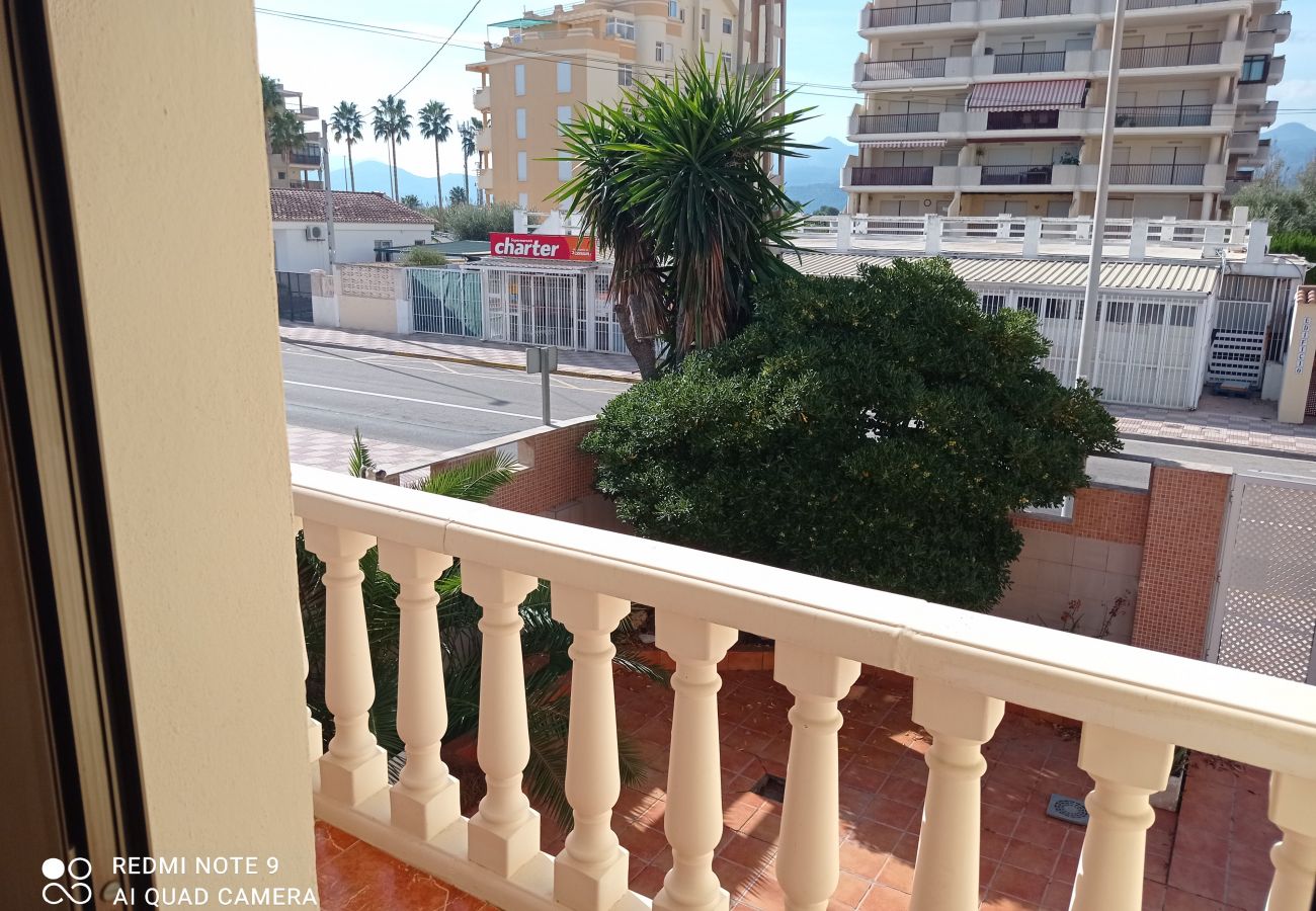 Apartment in Playa Xeraco - 4.Avda La Mota 10 1º B izda.