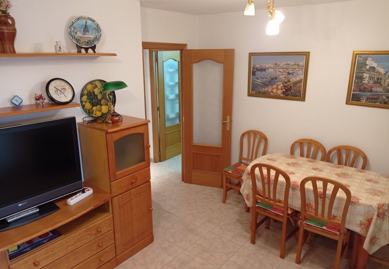 Apartment in Playa Xeraco - 4.Parquemar III-IV bl.IV esc.A 3º pta.6