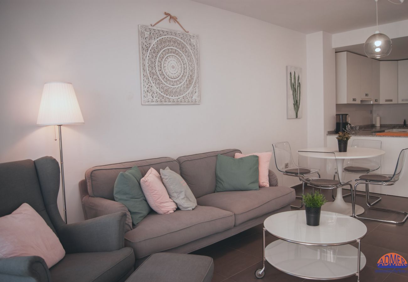 Apartment in La Manga del Mar Menor - La Manga Beach Club 2-7ºD Admer