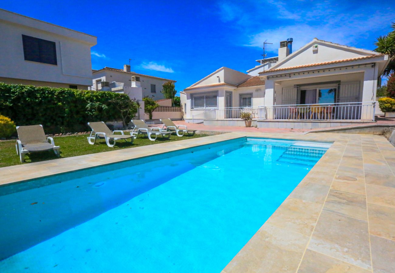 Villa in Cambrils - VILLA ACACIAS