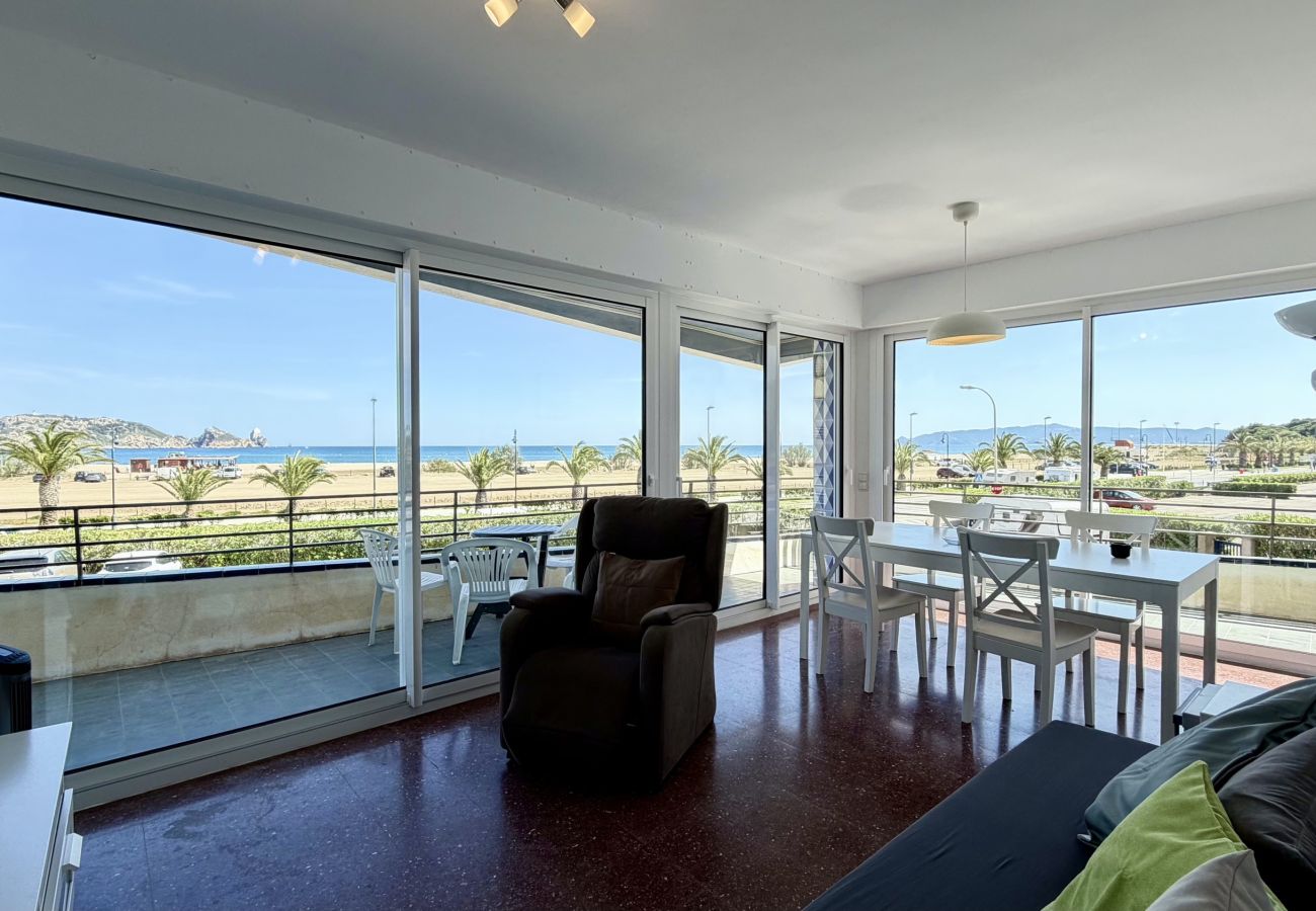 Apartment in Estartit - CATALONIA 1-1
