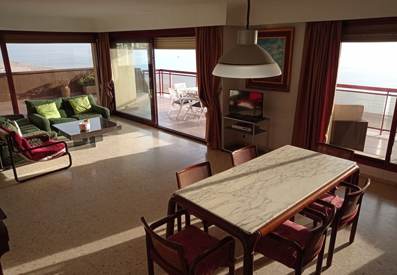 Apartment in Playa de Gandía - 1.Albatros esc.B 10 ptas.19