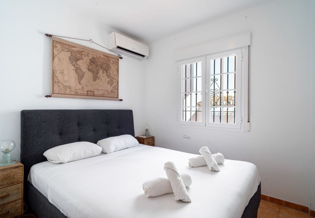 Apartment in Nerja - Azahara En Suite by Casasol