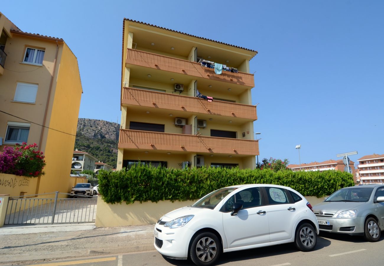 Apartment in Estartit - BELMONT 2-A
