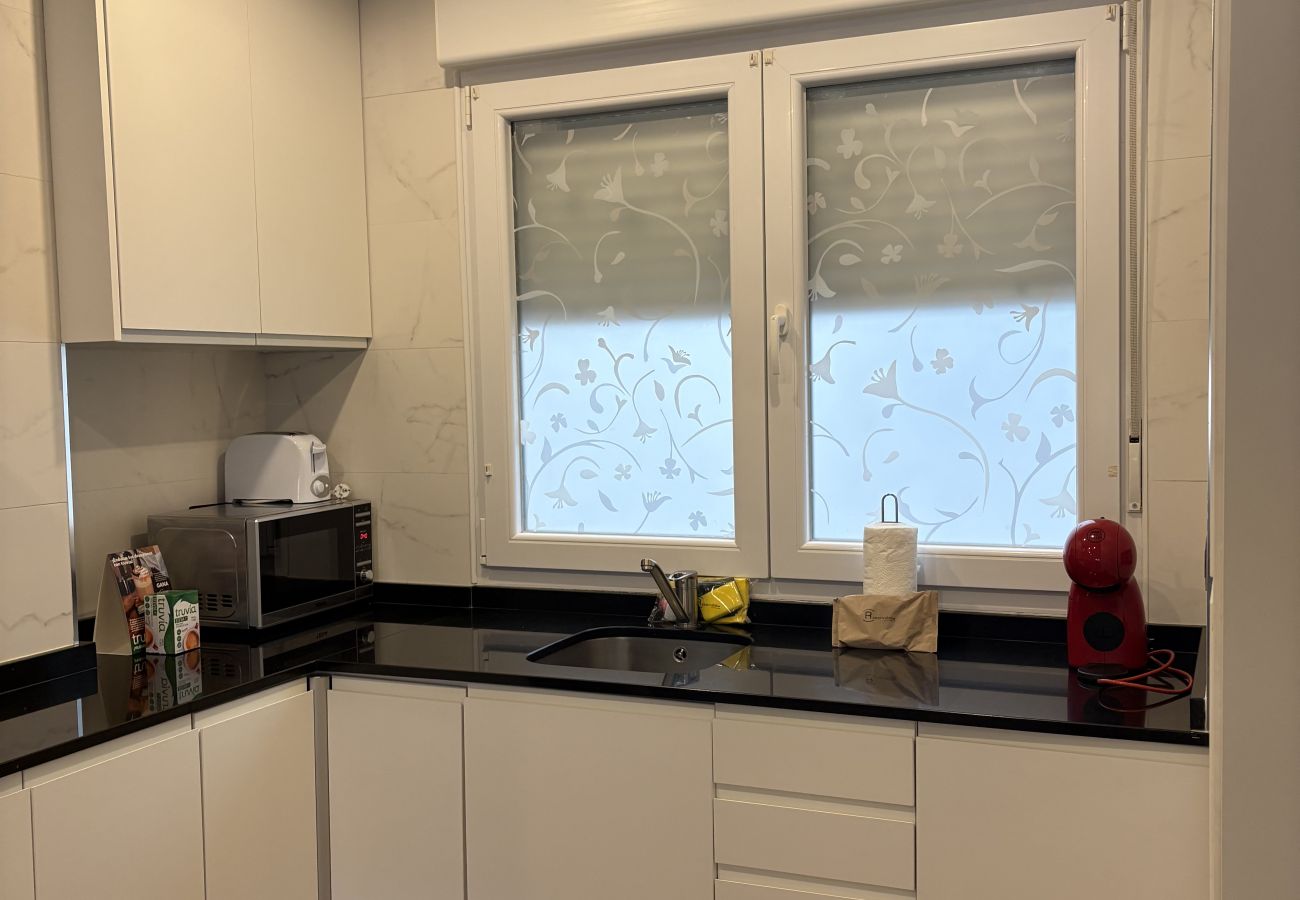 Apartment in Gijón - 136A - Apartamento moderno en la playa