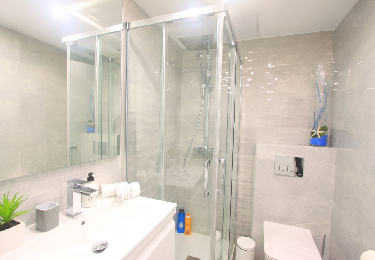 Apartment in Marbella - 1080 Luxury Family Penthouse