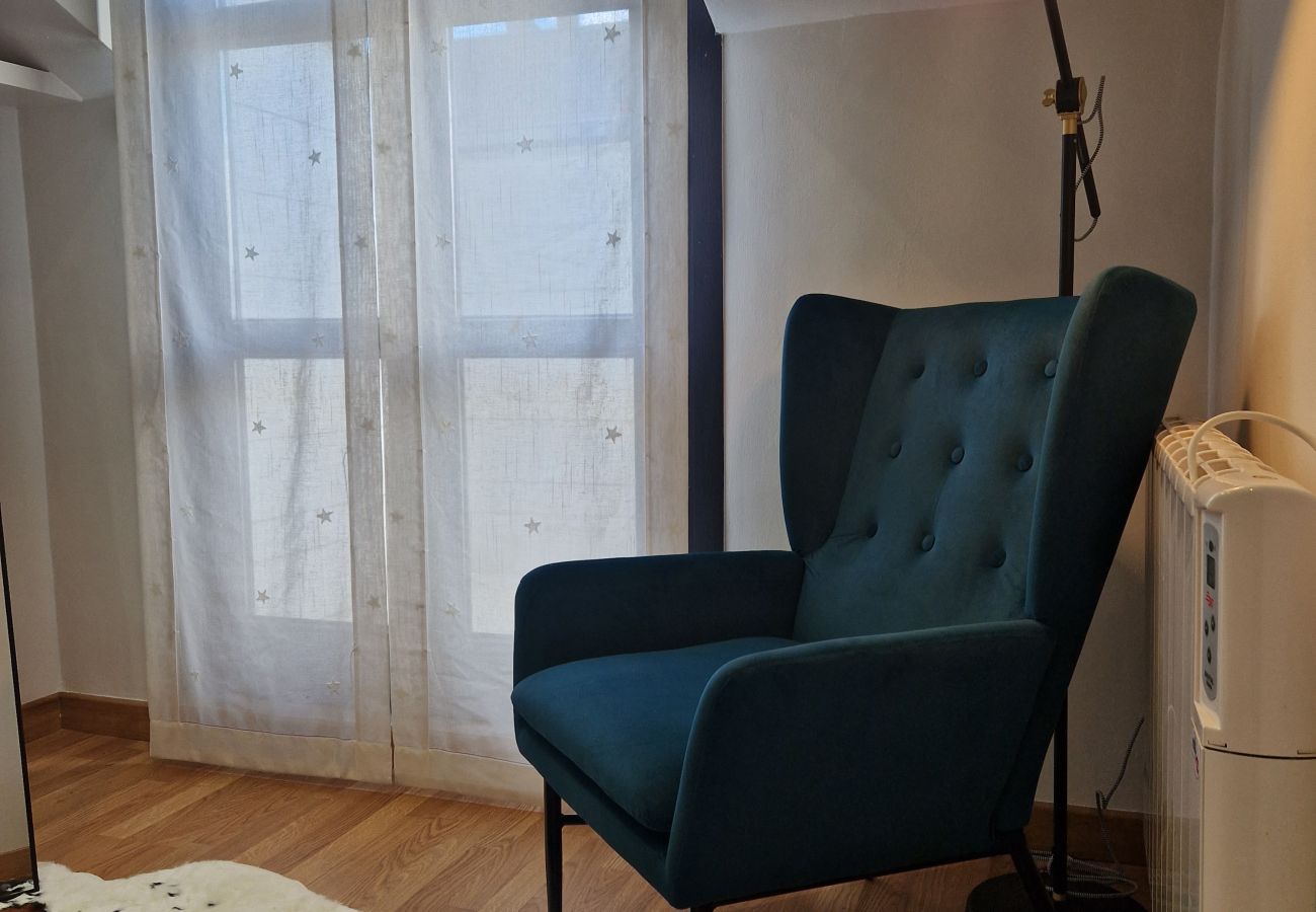 Apartment in Oviedo - 614A Coqueto ático
