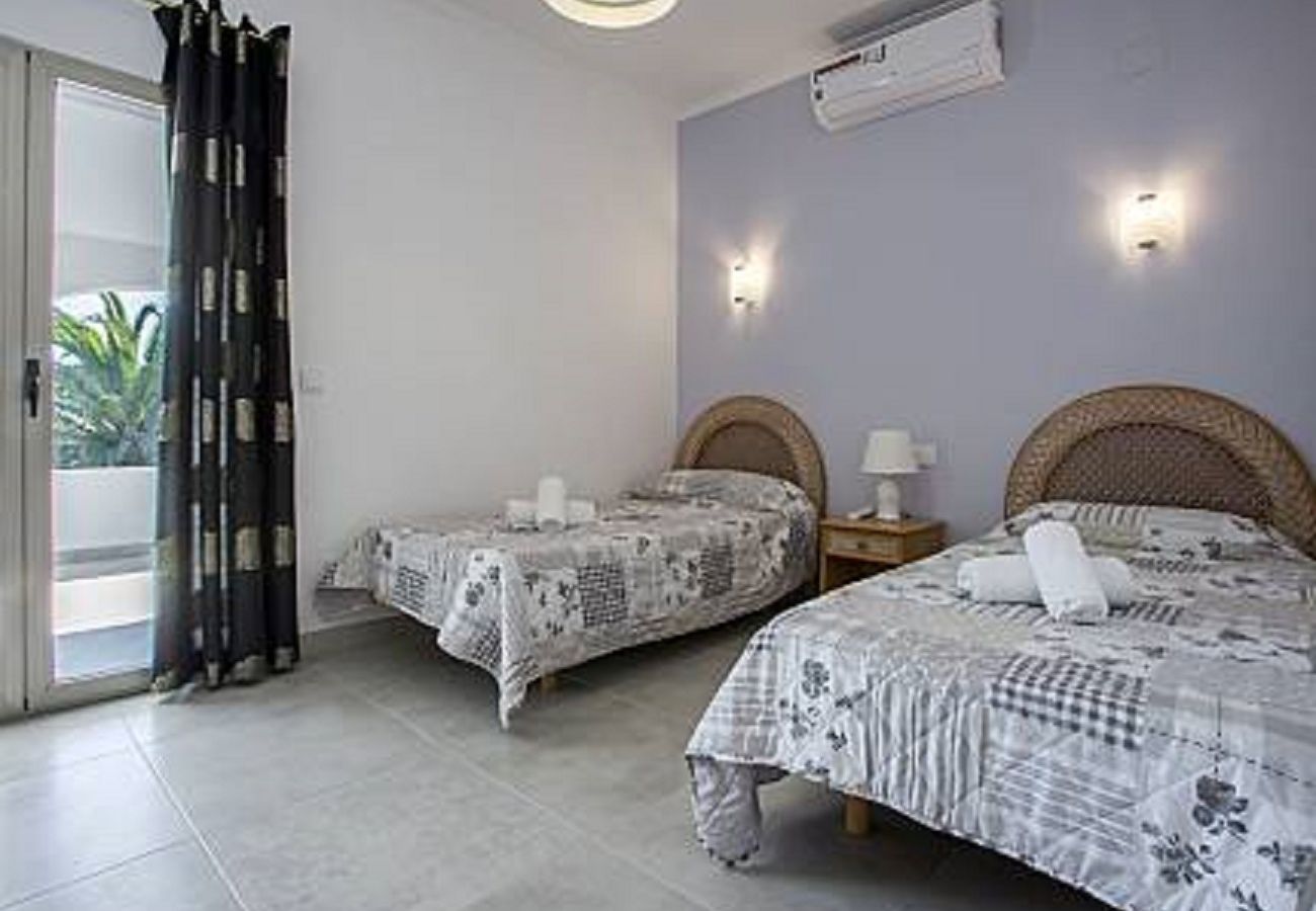 Villa in Calpe / Calp - AT352 VILLA EL BARCO
