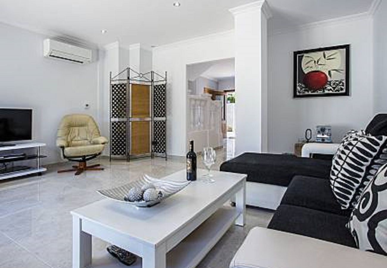 Villa in Calpe / Calp - AT352 VILLA EL BARCO