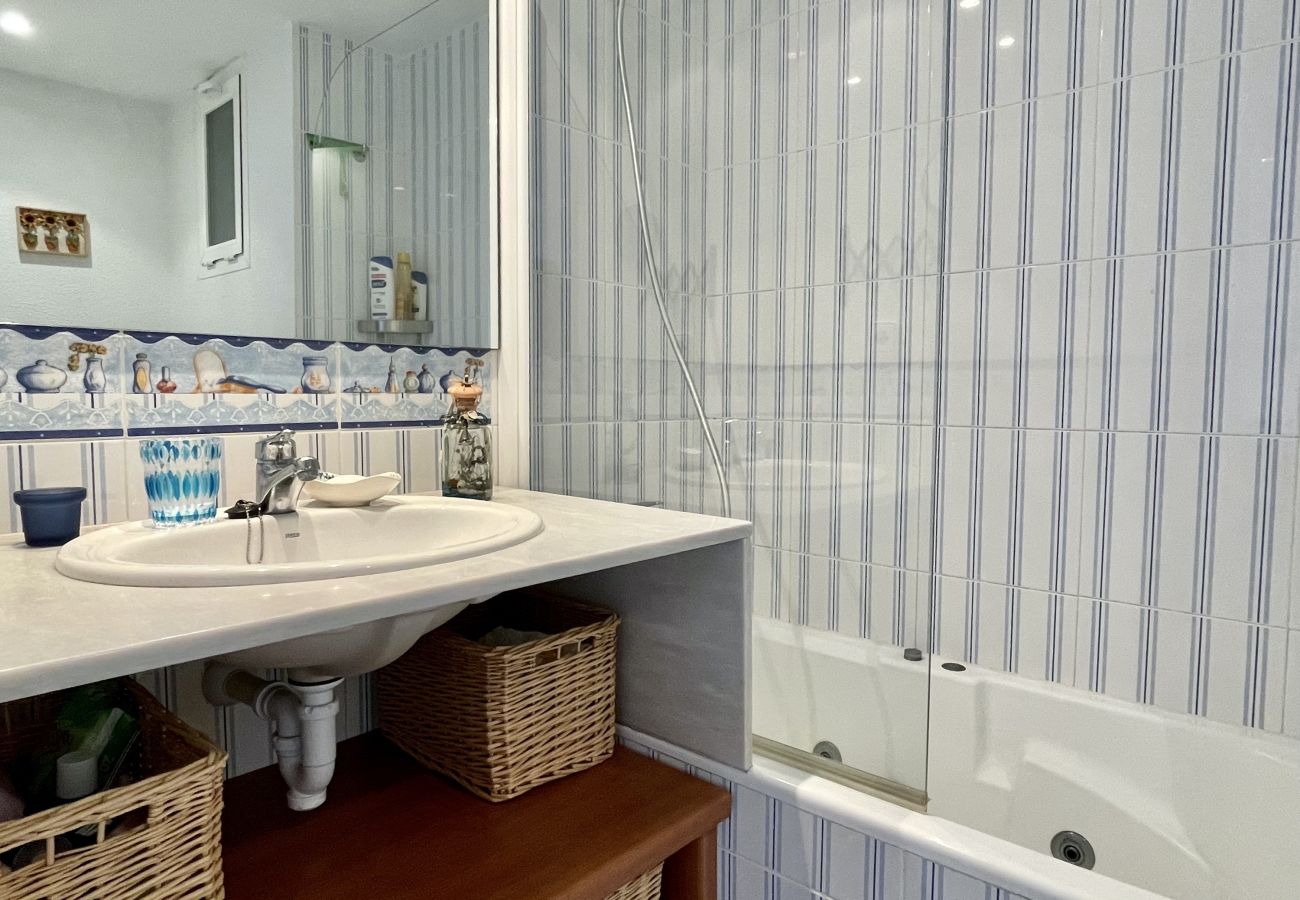 Apartment in Estartit - ROCAMAURA I A 2-2