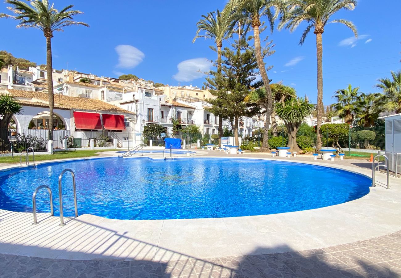 House in Nerja - Villa Seaview Punta Lara by Casasol