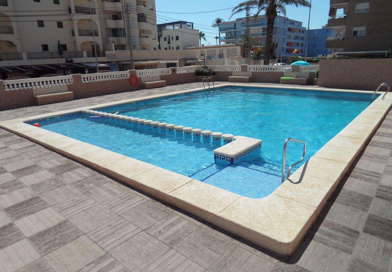 Apartment in Playa Xeraco - Wimpy Esc. B 1º pta 3