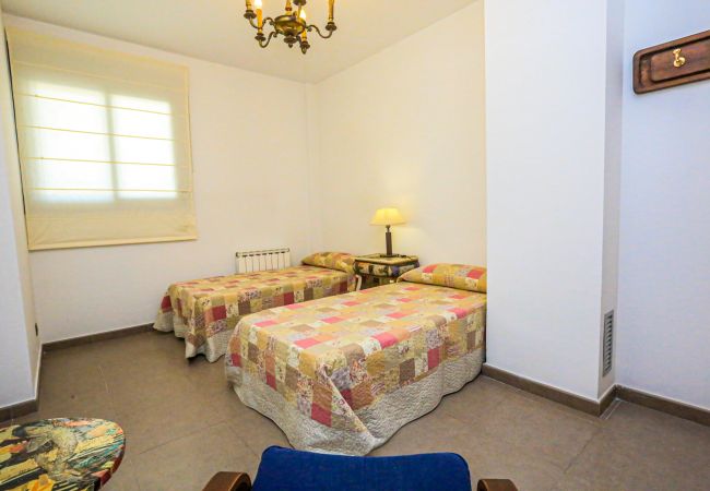 Apartment in Cambrils - CIUTADELLA 2 E BJS 1