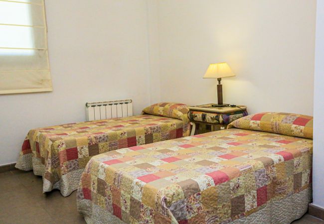 Apartment in Cambrils - CIUTADELLA 2 E BJS 1