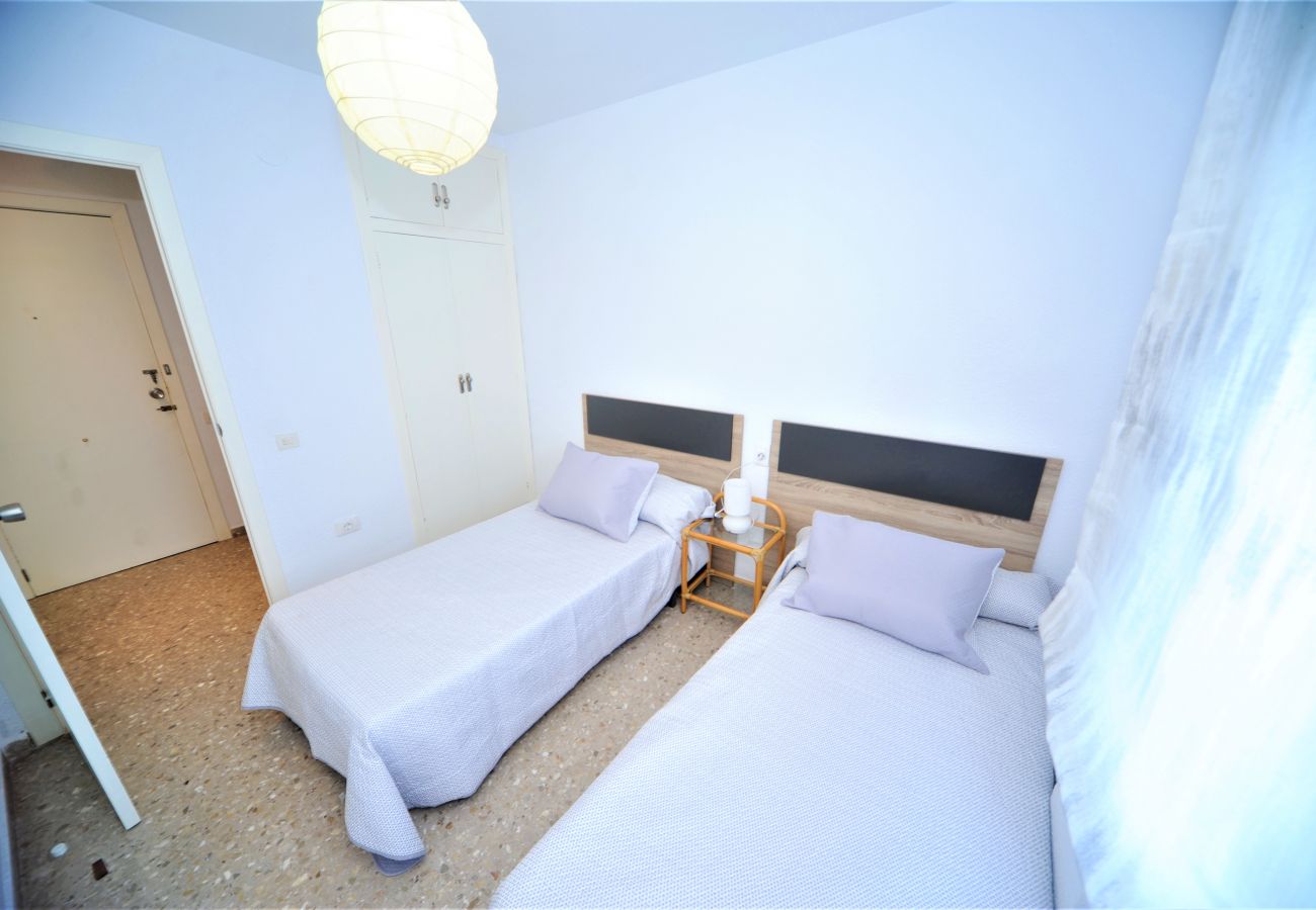 Apartment in Benicàssim - LOS DELFINES BLOQUE A -4-B