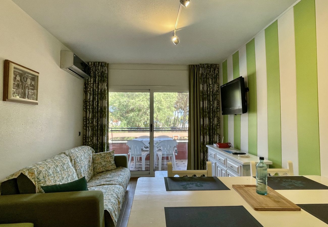 Apartment in Estartit - SALLES BEACH 06