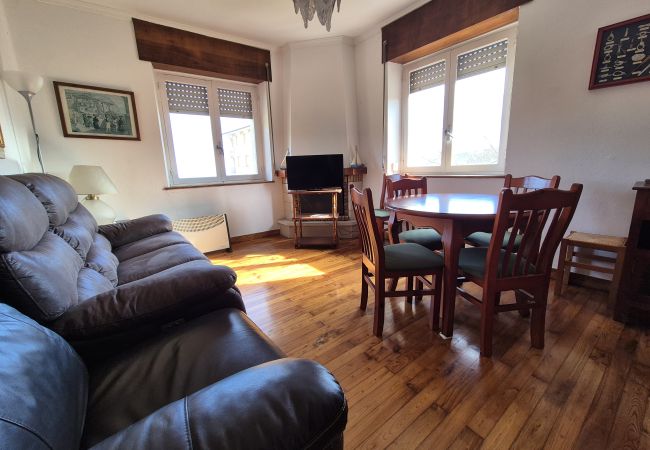  in Lastres - 14A05 Apartamento con vistas