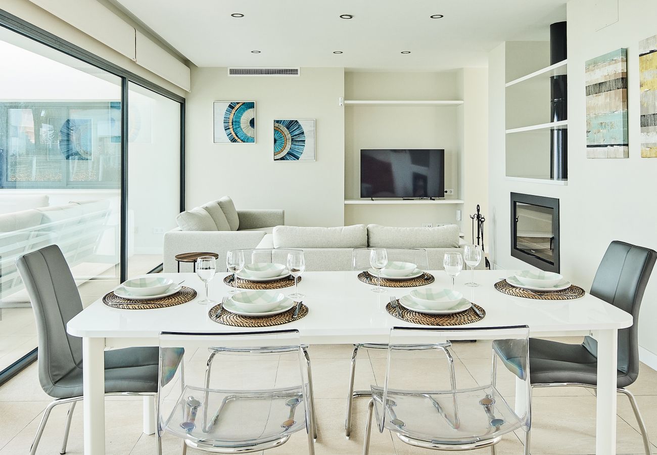 Villa in Chiclana de la Frontera - Villas del Pinar 2  R118
