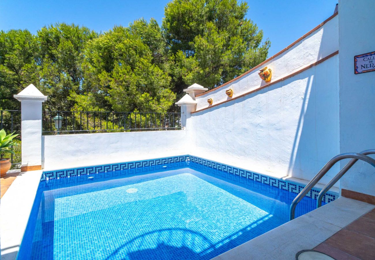 Villa in Nerja - Aljamar 4A Burriana Beach by Casasol