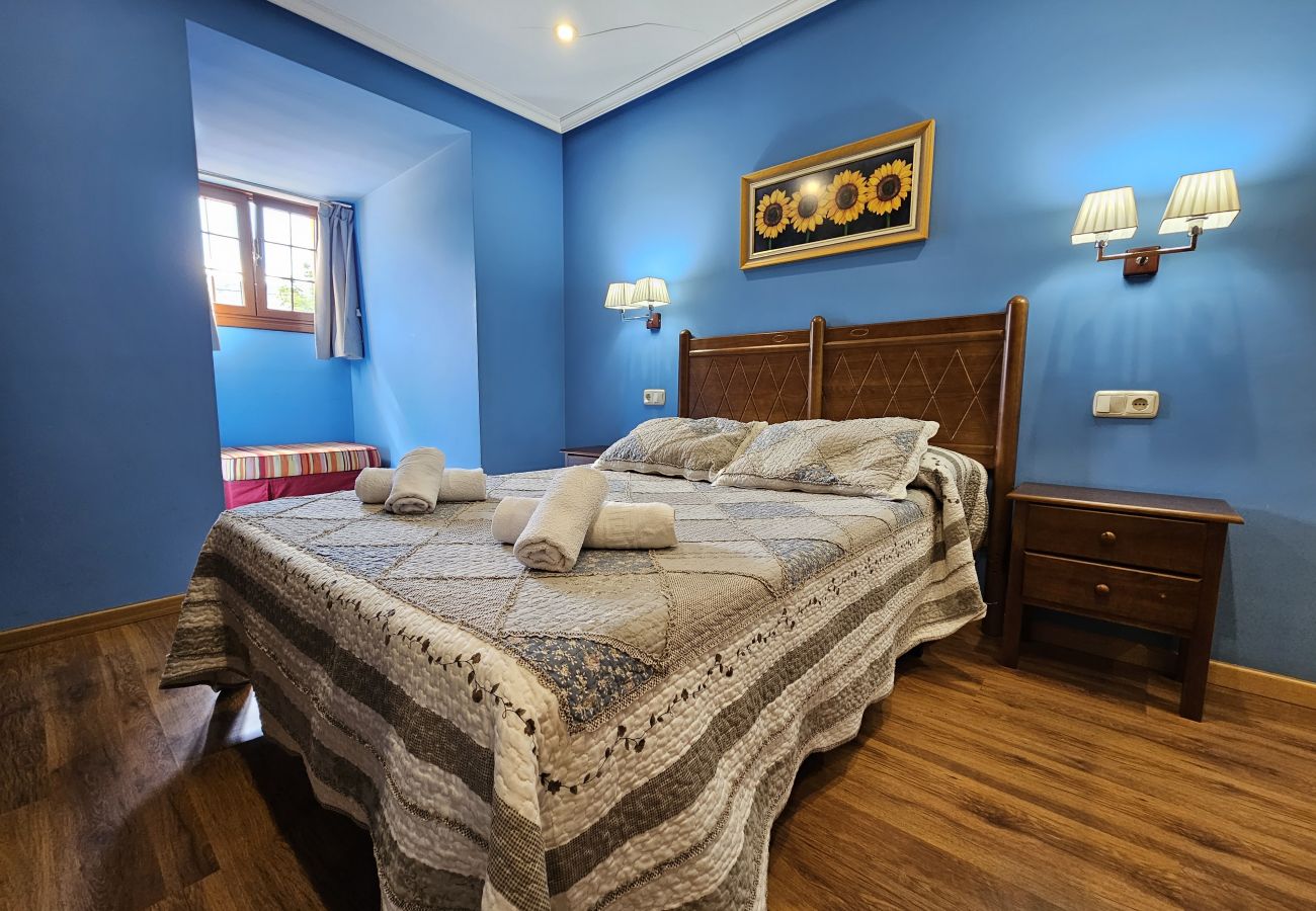 Rent by room in Mieres - 26A01 Hotel Montaña Casa Migio