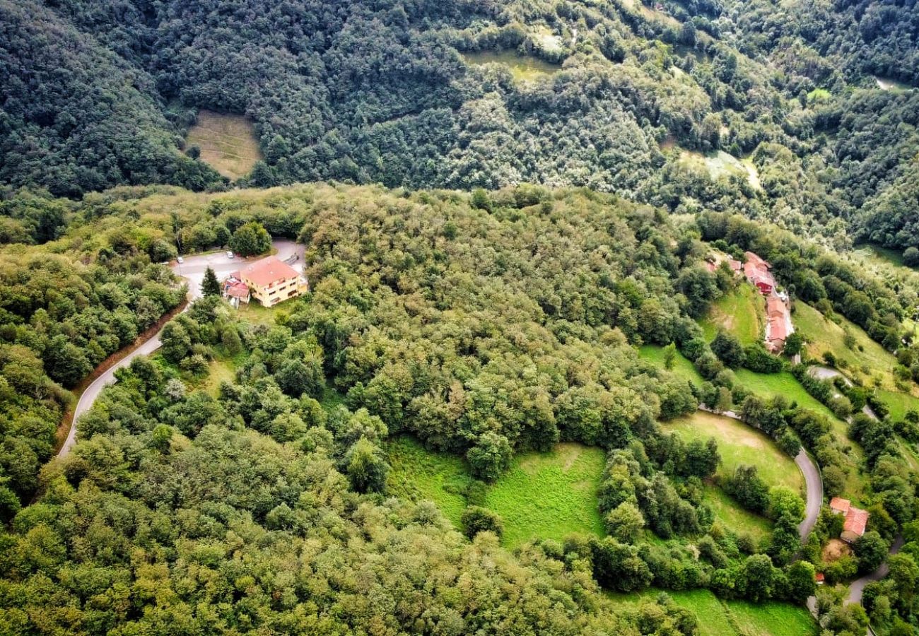 Rent by room in Mieres - 26A02 Hotel Montaña Casa Migio