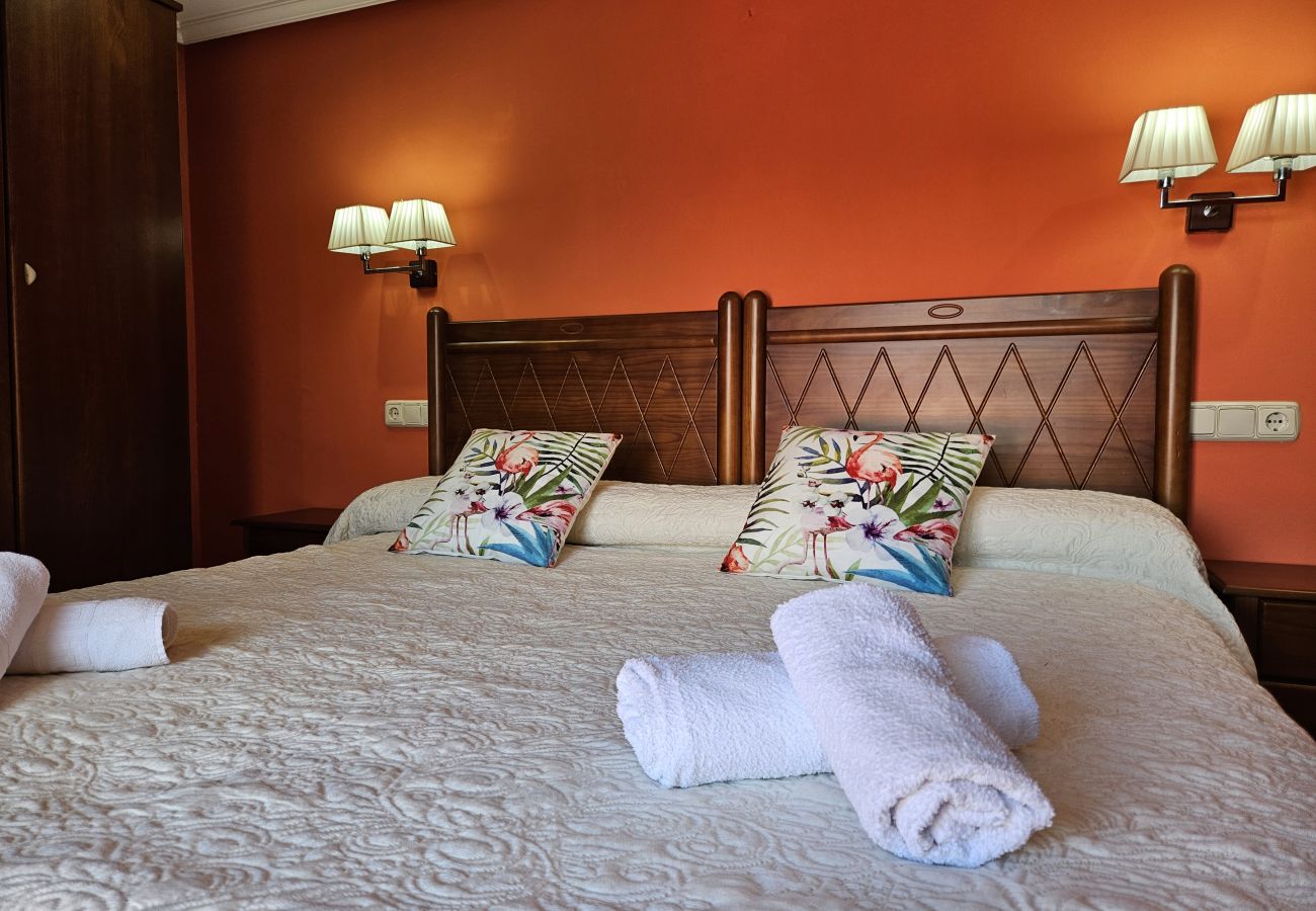 Rent by room in Mieres - 26A04 Hotel Montaña Casa Migio