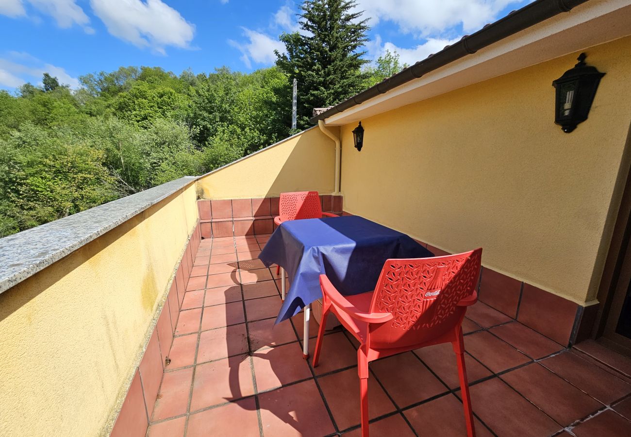 Rent by room in Mieres - 26A04 Hotel Montaña Casa Migio