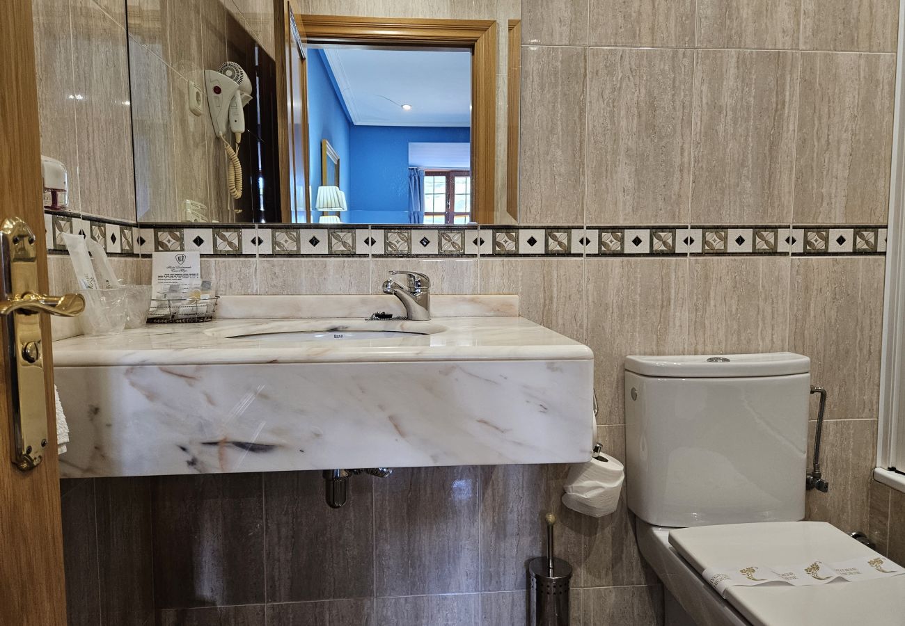 Rent by room in Mieres - 26A05 Hotel Montaña Casa Migio