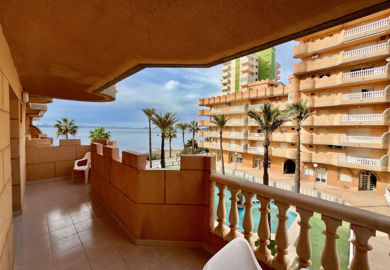 Apartment in La Manga del Mar Menor - CASTILLO F3 - TS - 2A (G)